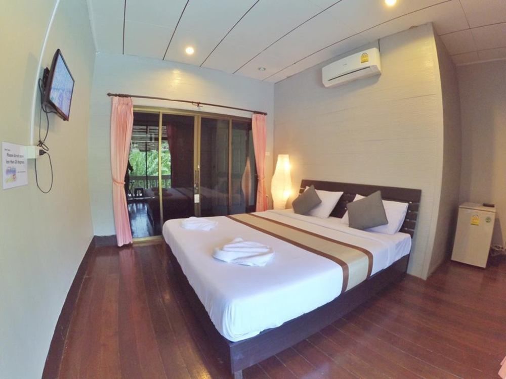 Marina Hut Guest House Ko Lanta Exteriör bild